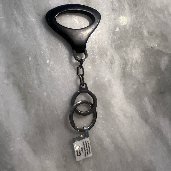 Louis Vuitton Epi PortoCre limited keychain. - Picture 3 of 6